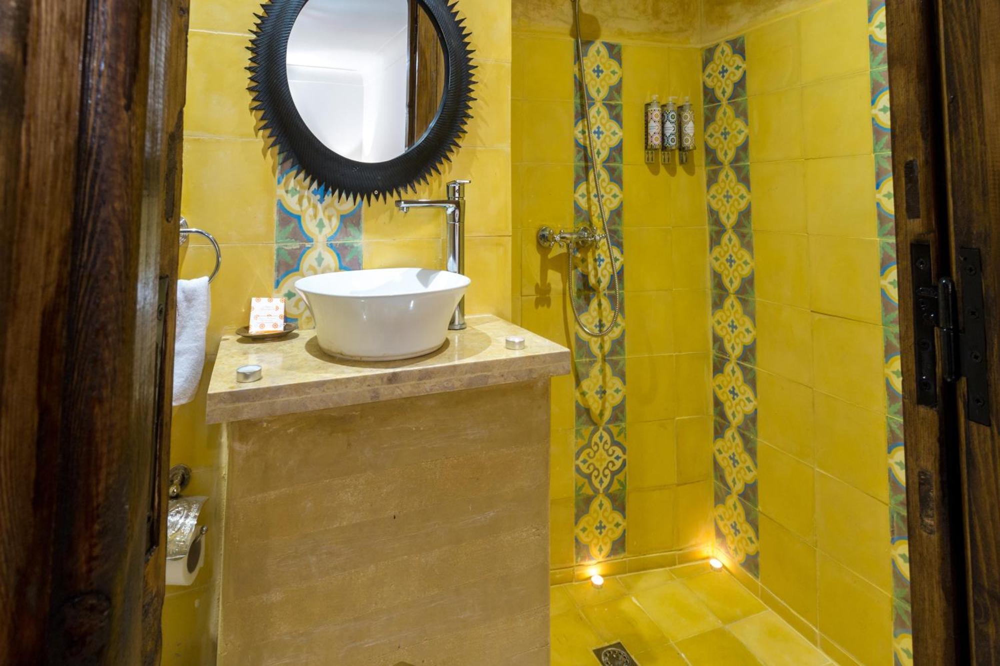 Riad Ikalimo 2 *