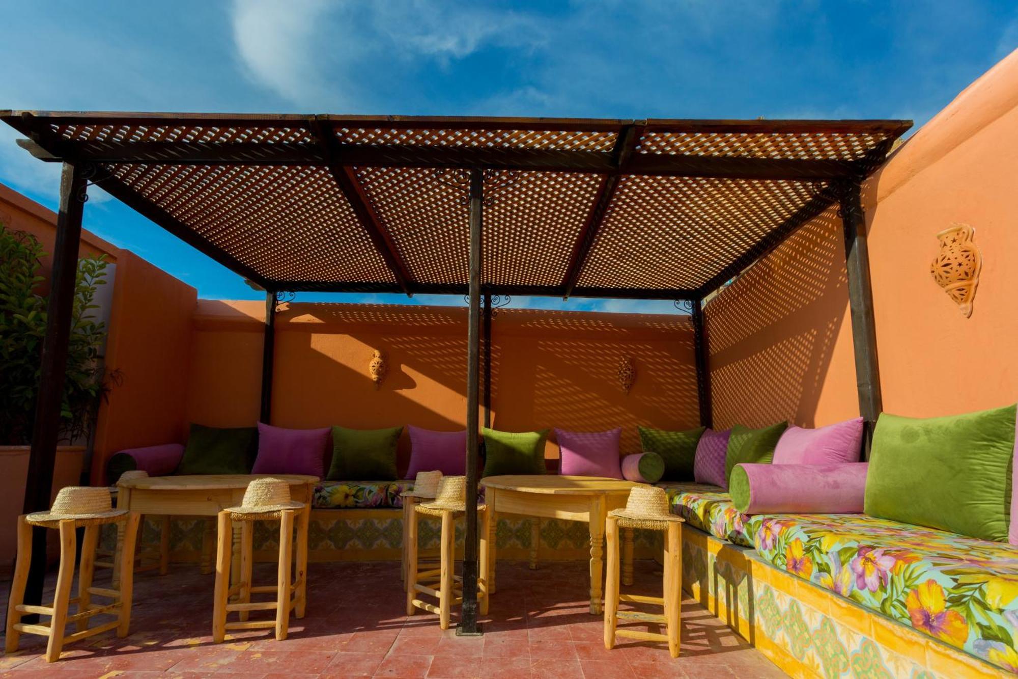 Riad Ikalimo 2