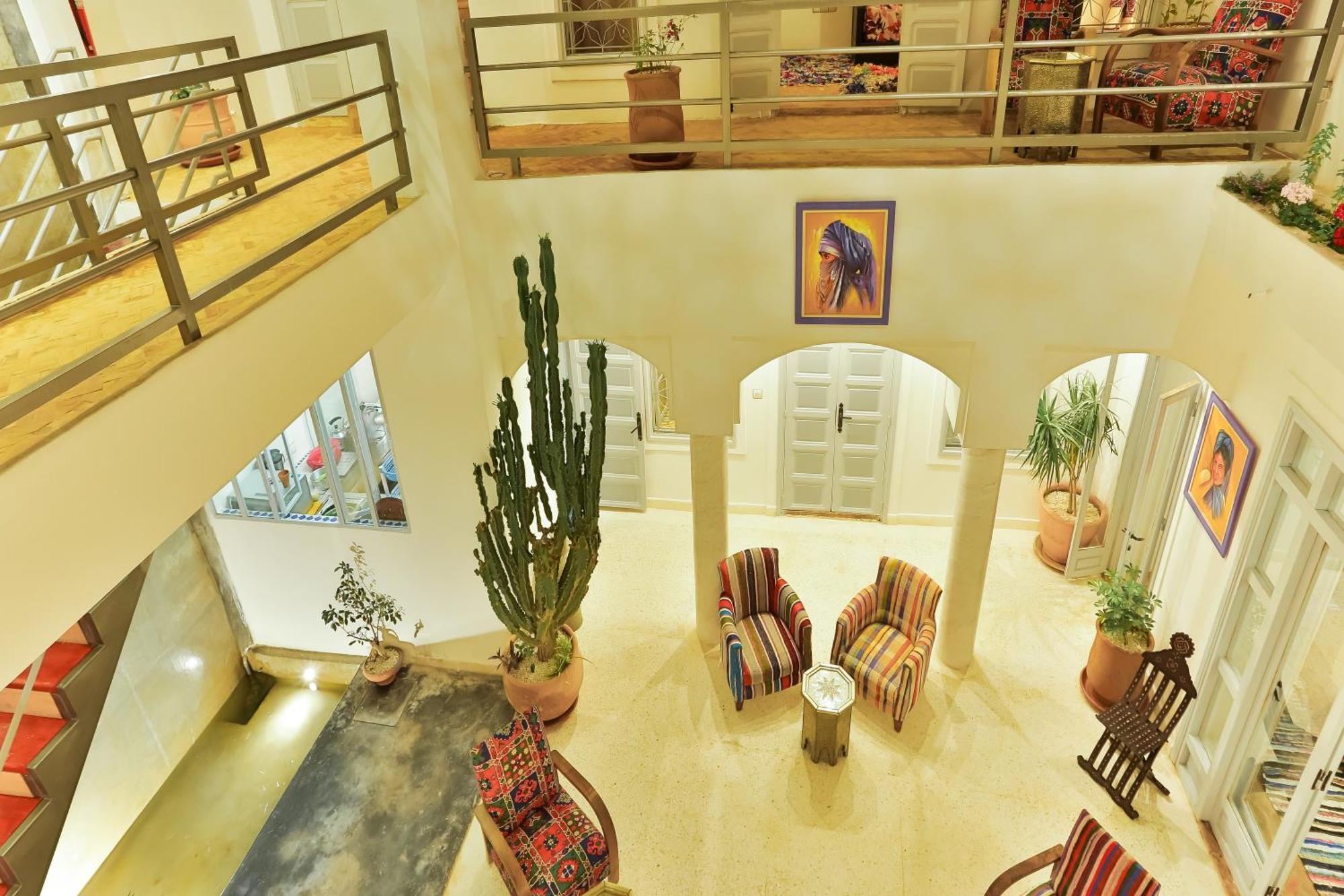 Riad Ikalimo 2 *